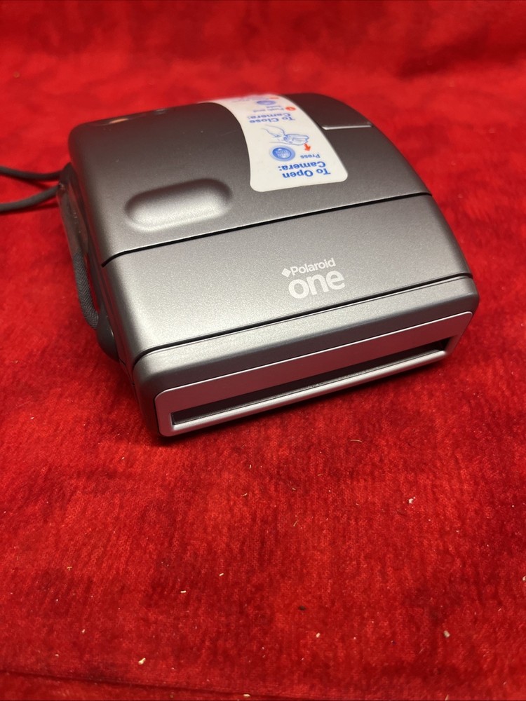 VINTAGE POLAROID ONE INSTANT CAMERA (p7)