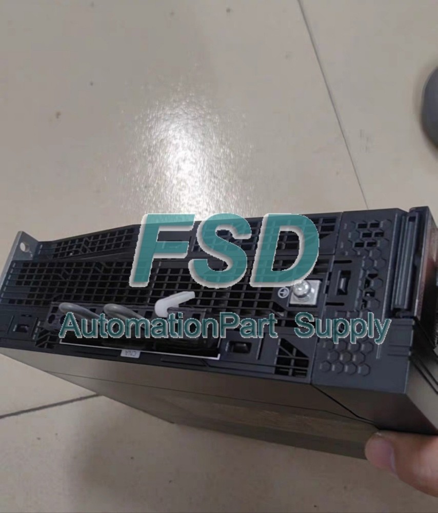1PC NEW Original omron R88D-1SN04H-ECT Servo Driver