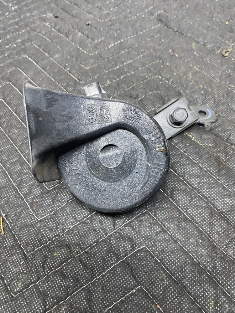 2012 HYUNDAI SONATA GLS HORN