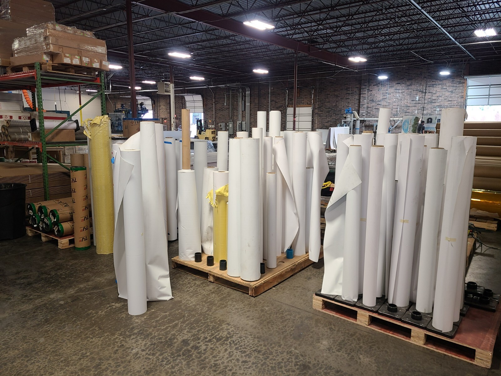 3.0 mil Gloss Clear Transparent Cut Sign Vinyl PVC Self-Adhesive 5-Year Film