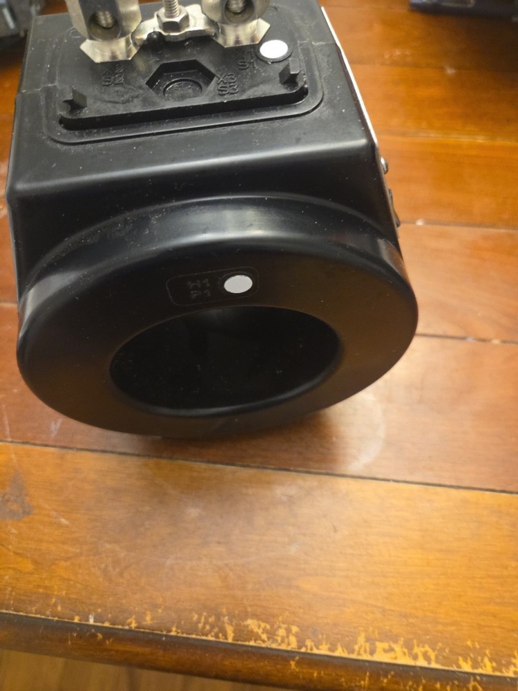 Ritz Current Transformer DCCW 400 ( MISSING TOP CAP)