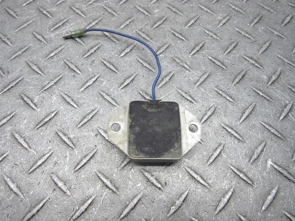 2004 03-06 Yamaha YFS200 Blaster Regulator Rectifier Voltage Works