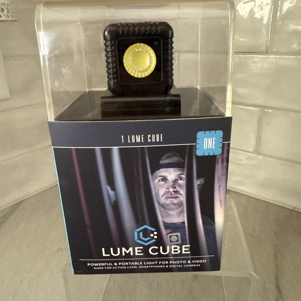 NIB Lume Cube Portable App-Controlled Waterproof LED Cube Light