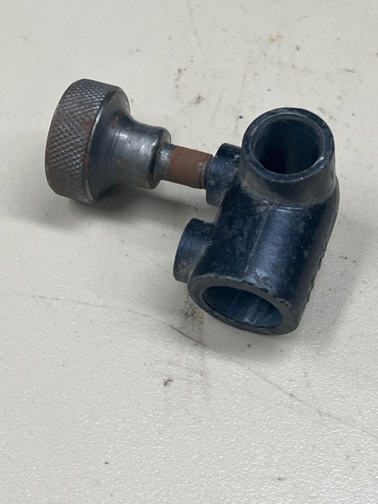 Walker turner 14” Band Saw Upper Guide rod lock for blade guide