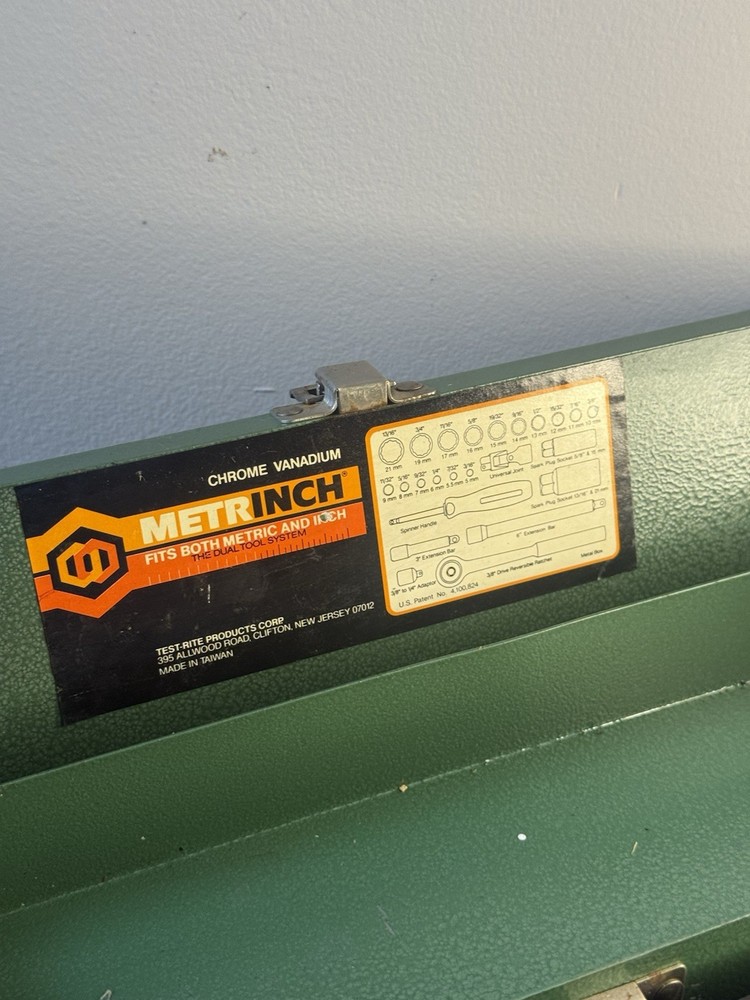 Professional Mechanics Chrome Vanadium Socket Box +1 Removable Tread(size Below)