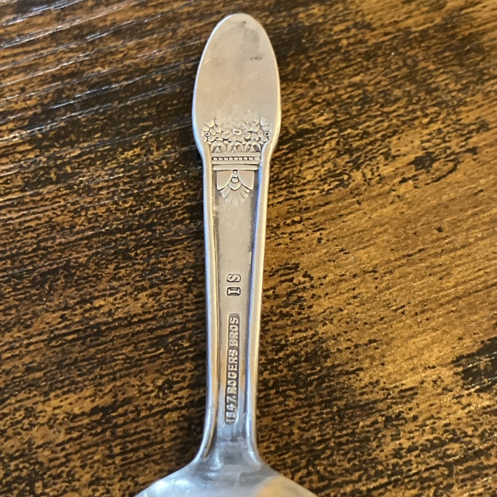 Vintage Rogers Bros. “First Love”Children’s Spoon & Fork Set Silverplate 4” Long