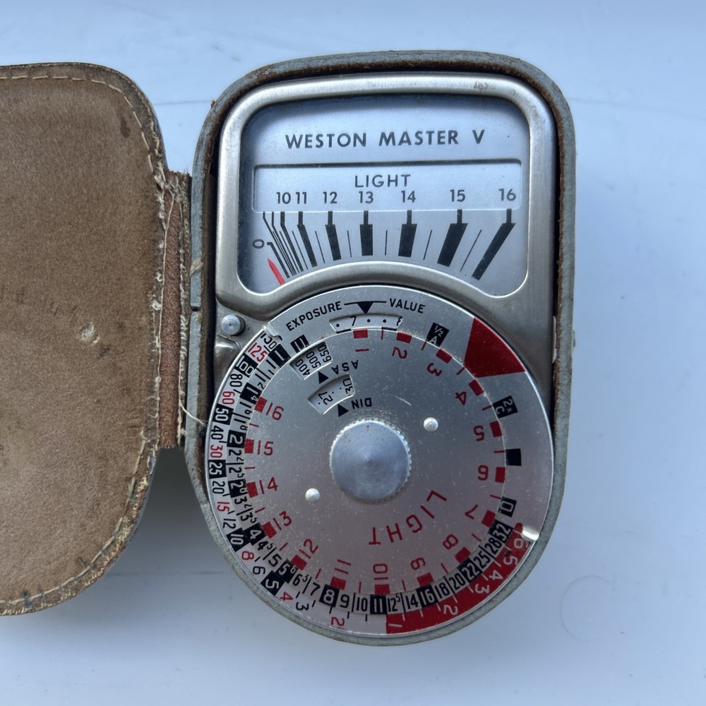 Vintage Weston Master V Light Meter Model 748 with Case