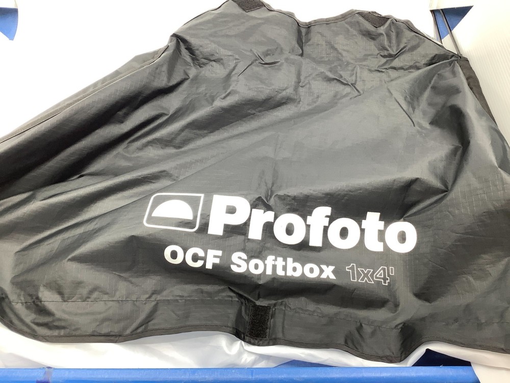 Profoto OCF Softbox (1 x 4') - Good Condition; Does not include diffusion