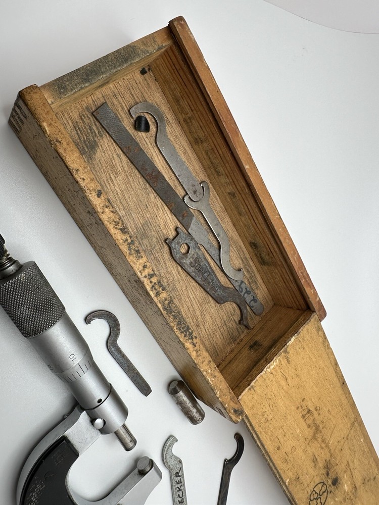 Vintage Mitutoyo Micrometer Machinist Tool NB1