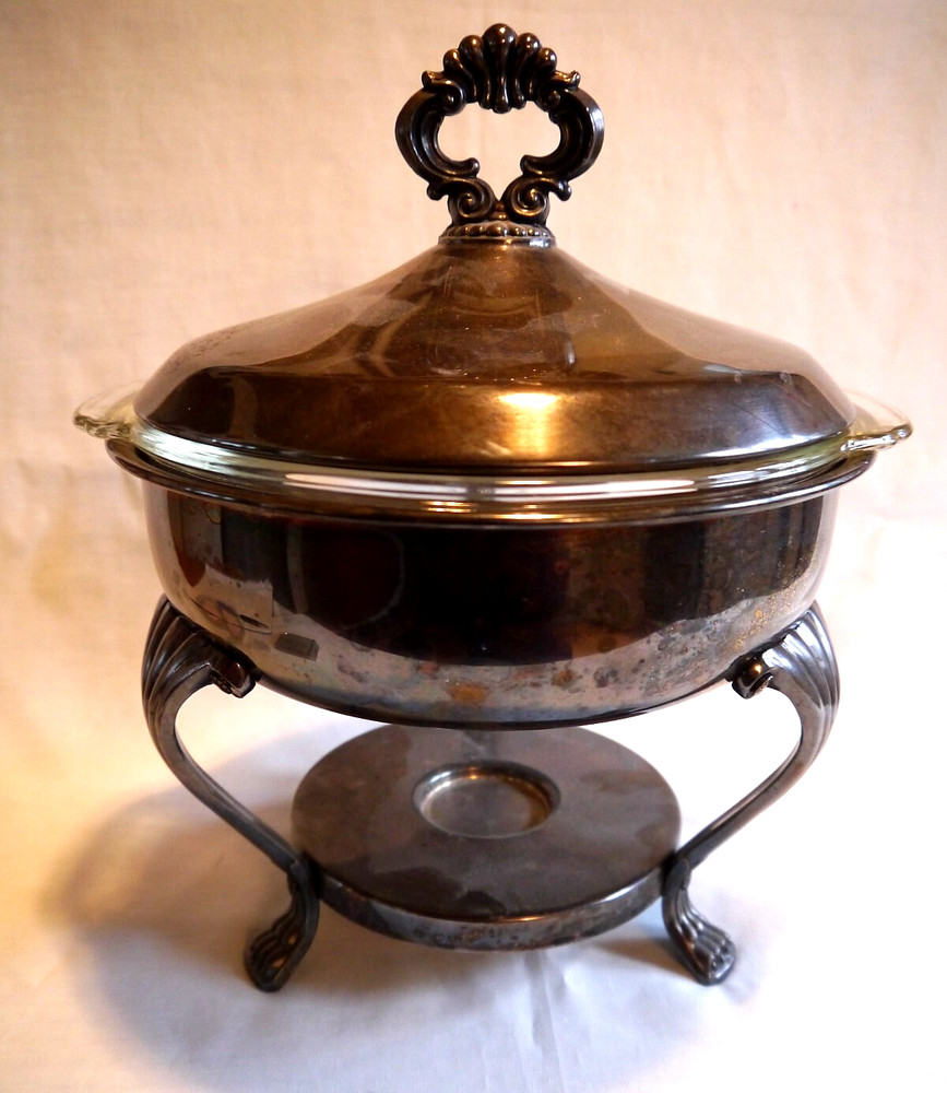 Silver Plate Chafing Server w Lid, Clawfoot, 10" x12", 2qt. baking dish included
