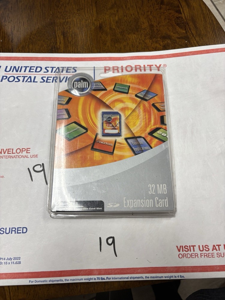 Palm 32MB SD Expansion Card -  NEW ORIGINAL PACKAGING