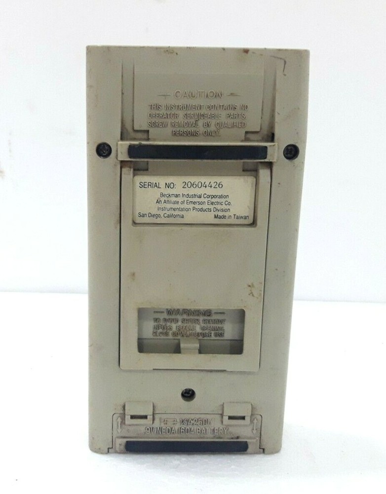 RS DIGITAL CAPACITANCE METER MODEL CM20A