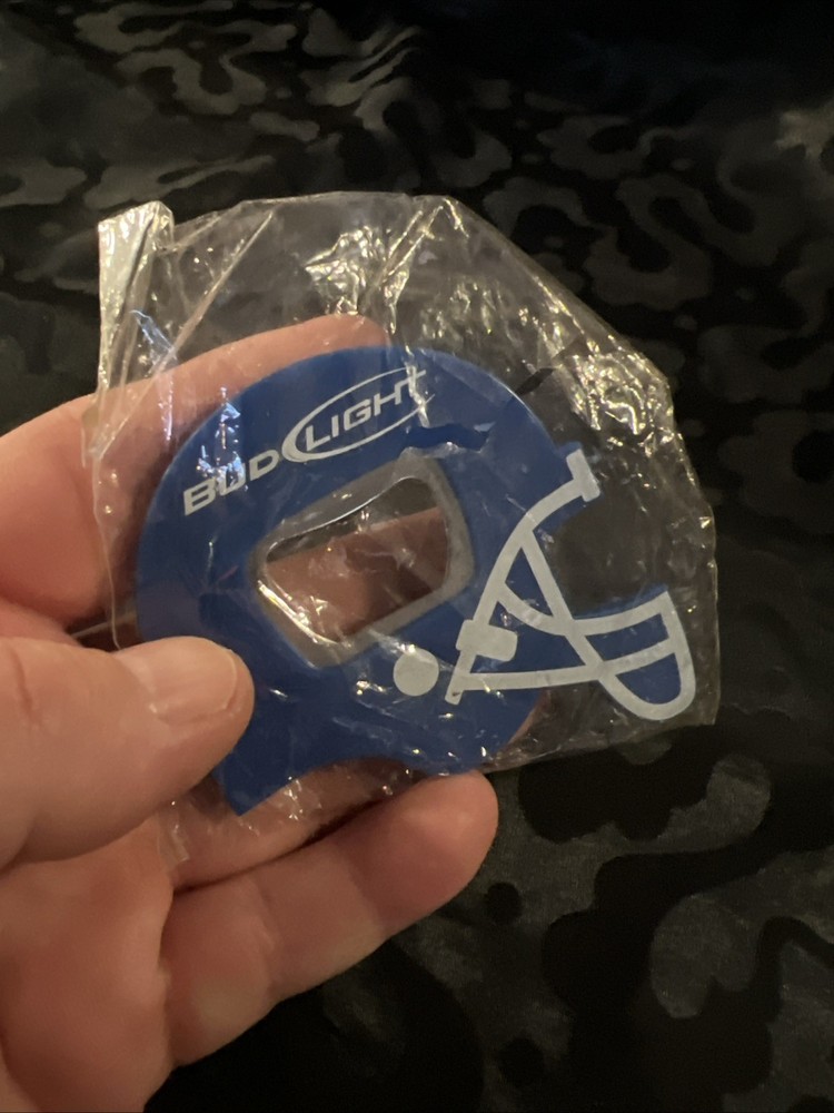 XY5- Bud Light Bottle Opener- Plastic