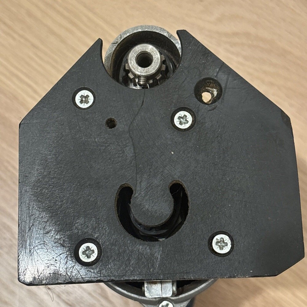 Bosch Offset Laminate Trimmer Model #1609 Tested & Works