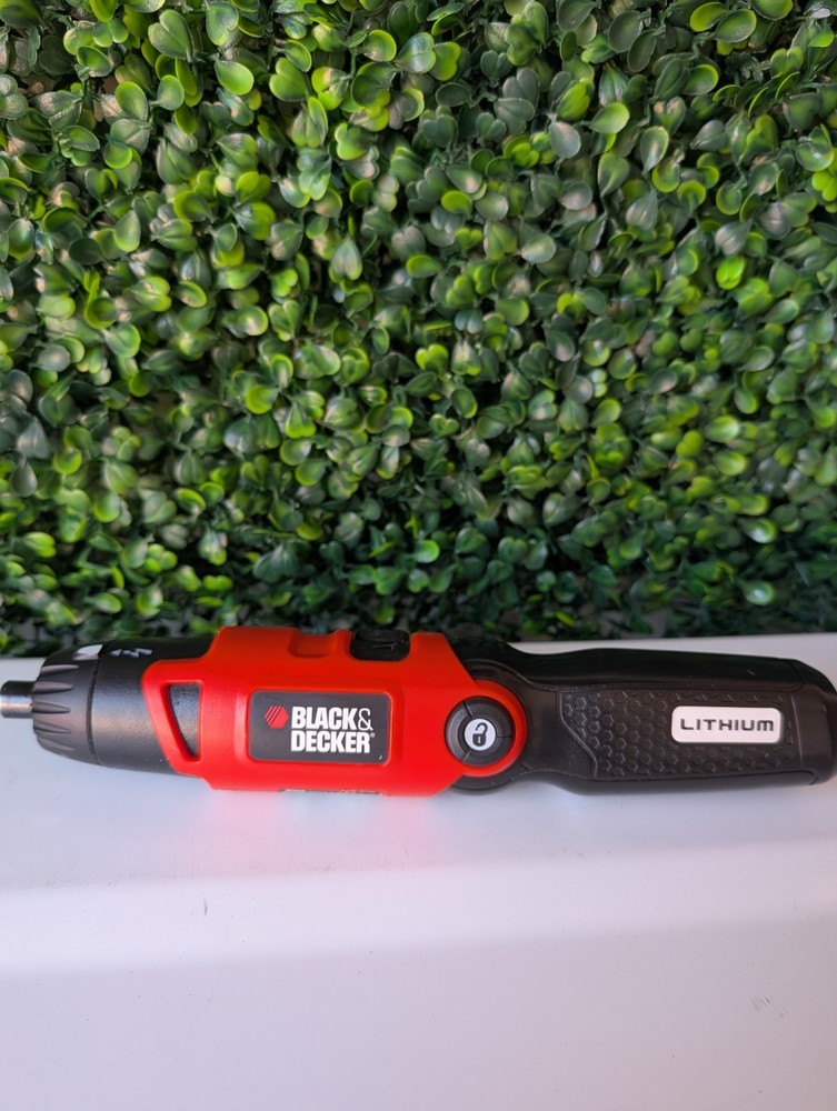 BLACK+DECKER Cordless Screwdriver LI2000 W/ tool only/ TESTED AND WORKING
