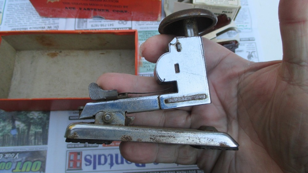 Vintage Pilot Stapling Machine Stapler Model 402 PLUS