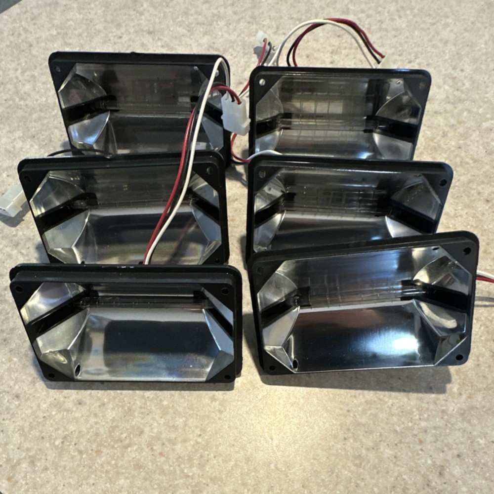 Whelen 400 Series linear strobe modules for 9M Edge lightbar