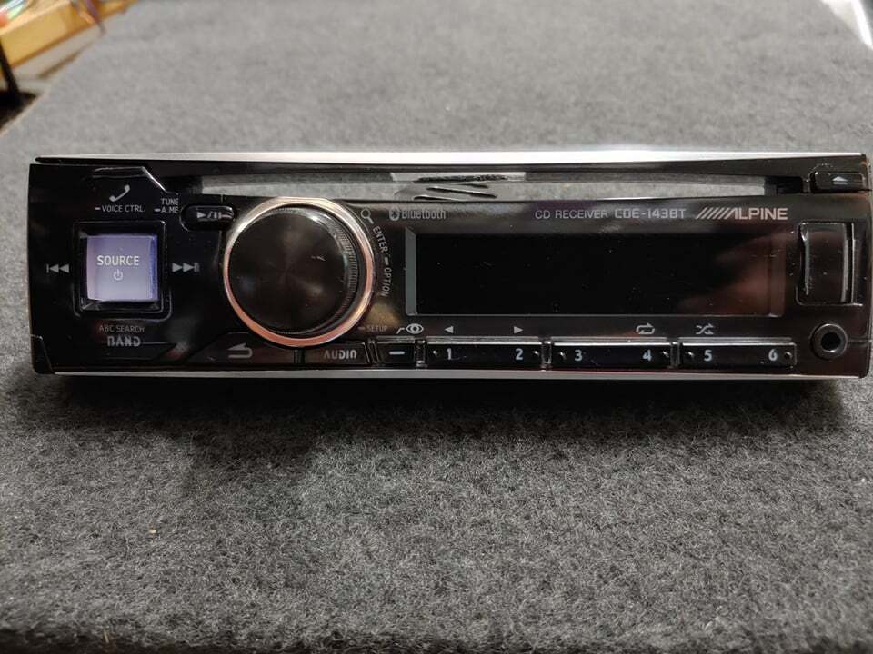 ALPINE CDE-143BT FACEPLATE