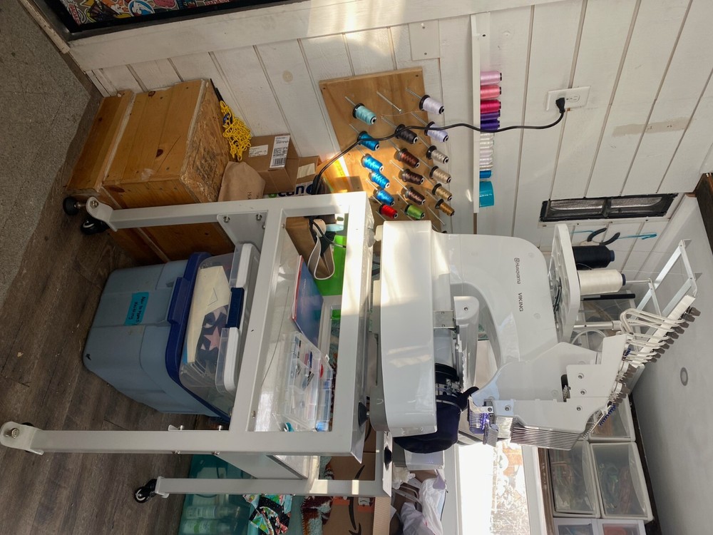 Viking MN1000 Embroidery Machine