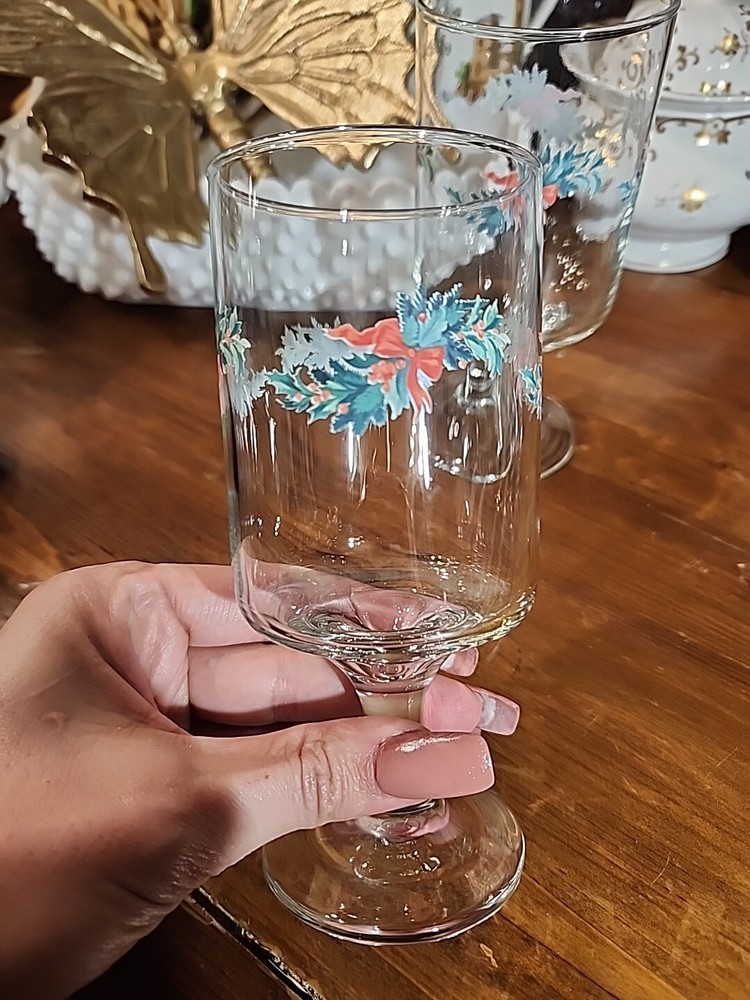 2 Christmas Pfaltzgraff Heritage 6" Stemware Drinking glass