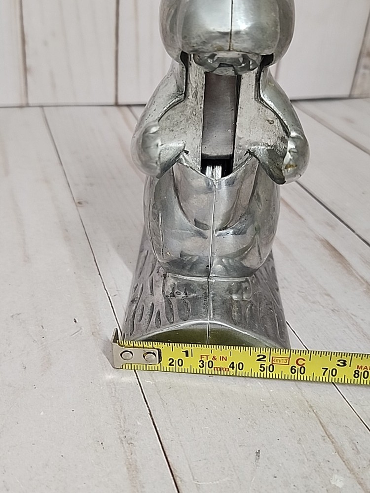 NorPro Davy Crackit The Squirrel Nutcracker