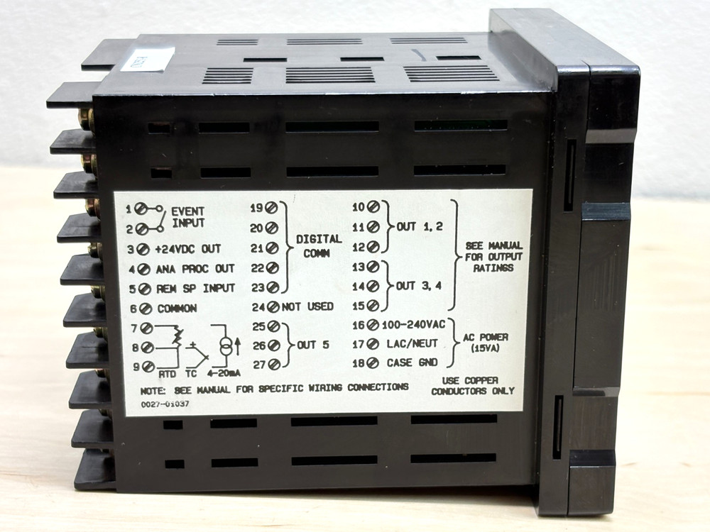 Omega CN3251-R Temperature Process Controller, Fuzzy Logic, Relay/DC Pulse, DIN