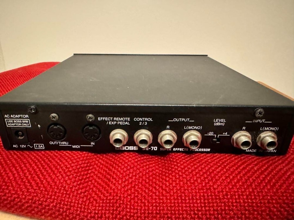 BOSS pro SE-70 SE70 Super Effects Processor Japan