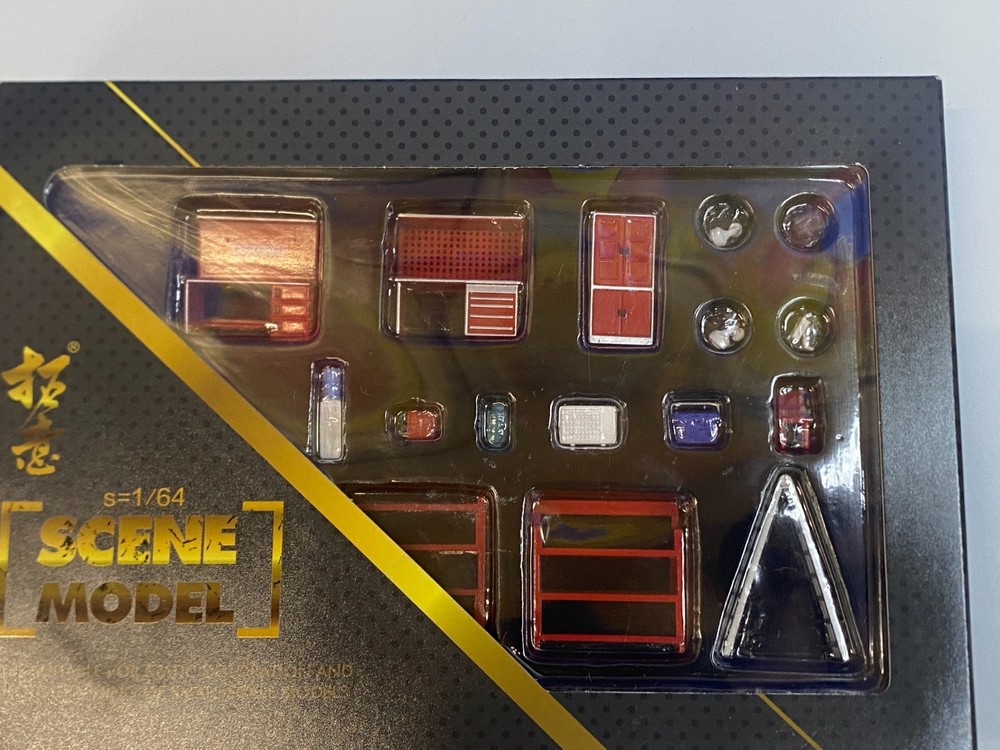SCENE MODEL 1/64 SCALE DIORAMA STATIC GARAGE WORKSHOP PROPS BENCH/CABINET/ETC #3