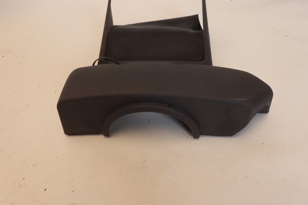 2013-2017 FREIGHTLINER CASCADIA 125 STEERING COLUMN UPPER COVER PANEL OEM