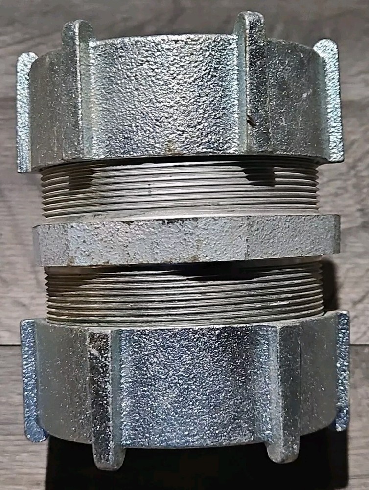 Appleton 6300US 3" Emt Compression Coupling 68785505037 **FAST SHIPPING**