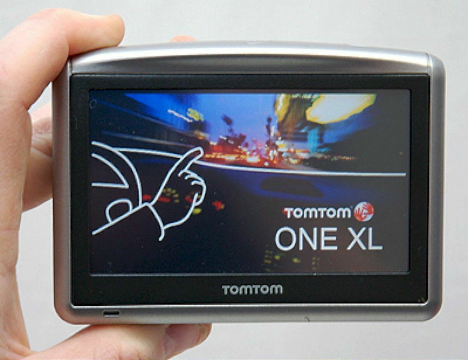 TomTom ONE XL Portable Car 4.3" LCD GPS System USA/Canada navigator receiver Set