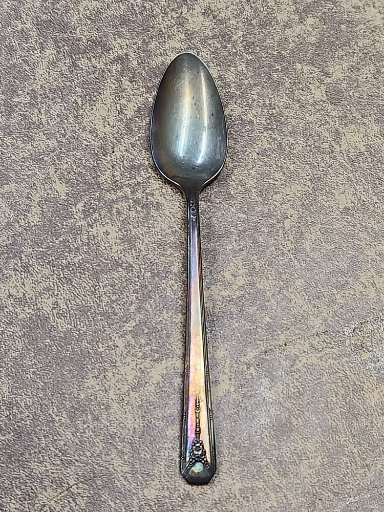 1940 Oneida Community Silver Plate Milady Pattern Teaspoon