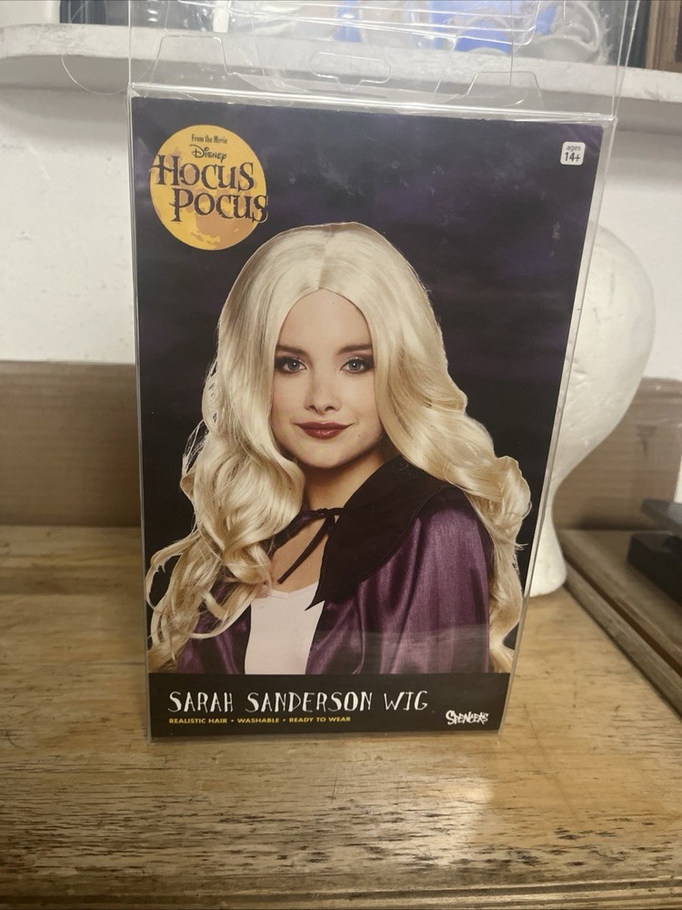 Sarah Sanderson Hocus Pocus Halloween Witch Wig Blonde NWT