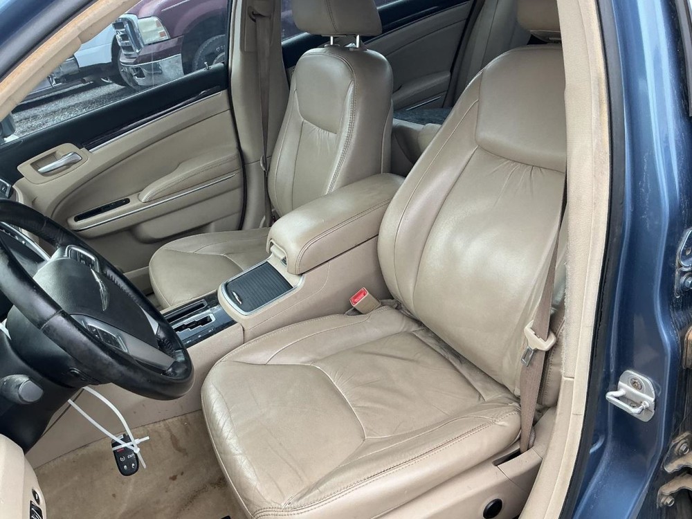 300 2011 Glove Box 4983856