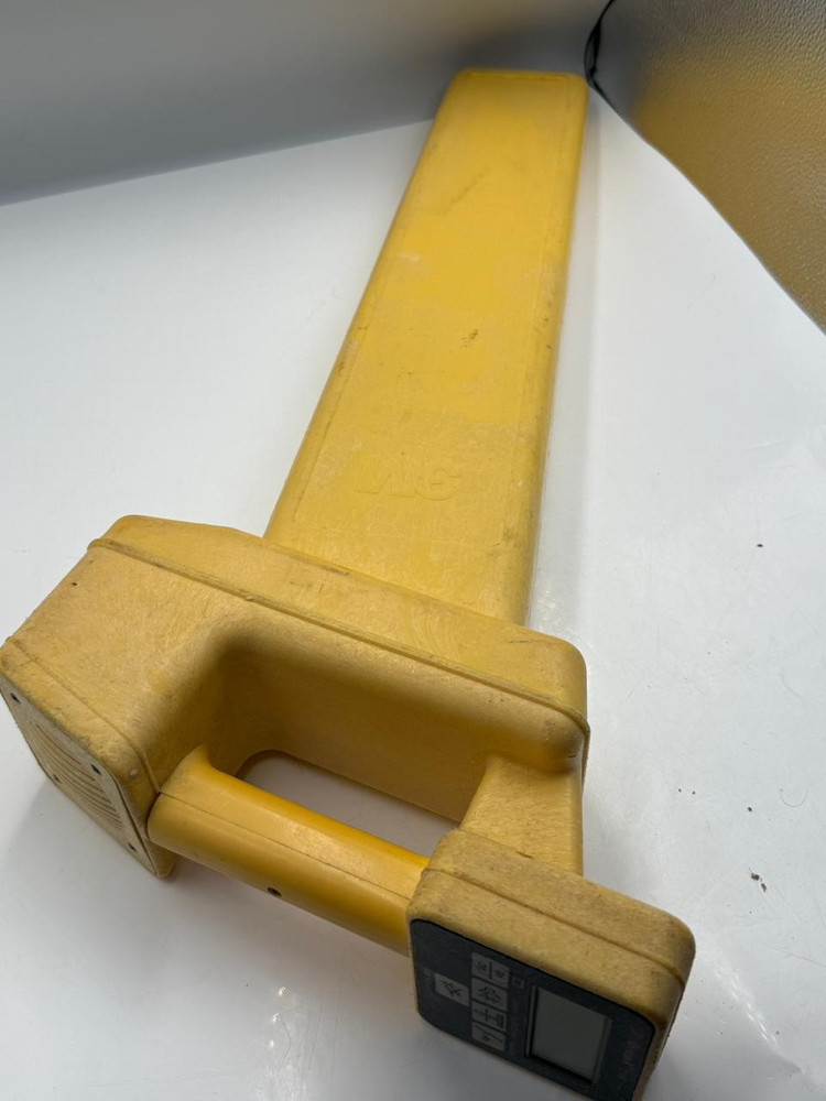 3M Dynatel 2210e Cable Locator