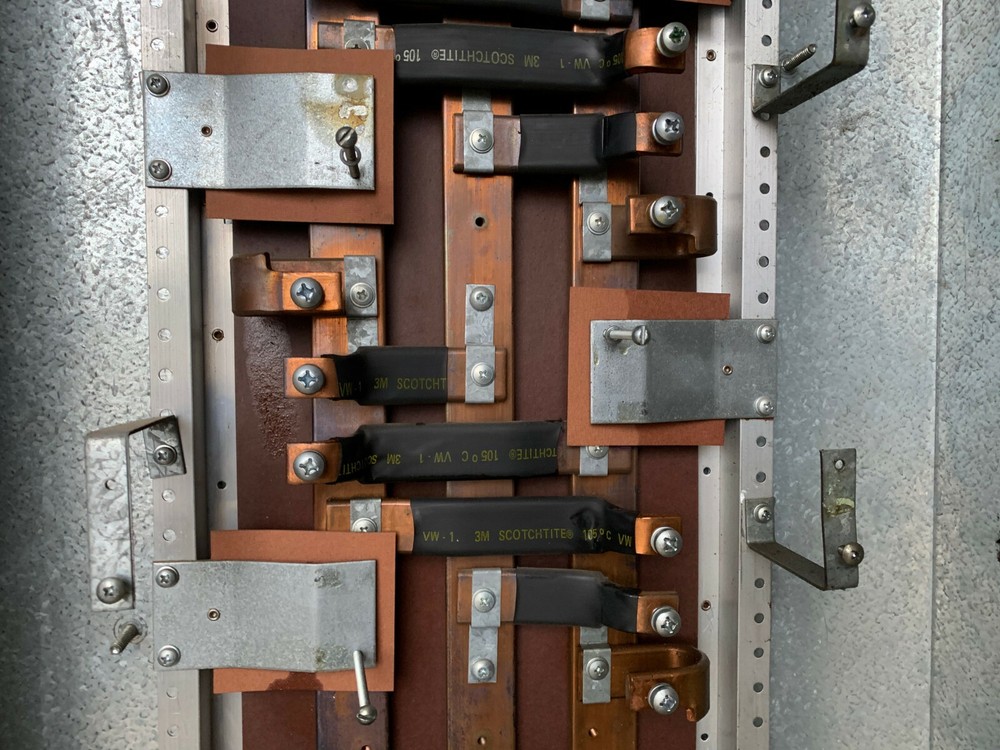 Cutler Hammer Westinghouse PRL3 Mounting Hardware for CA CAH Circuit Breakers