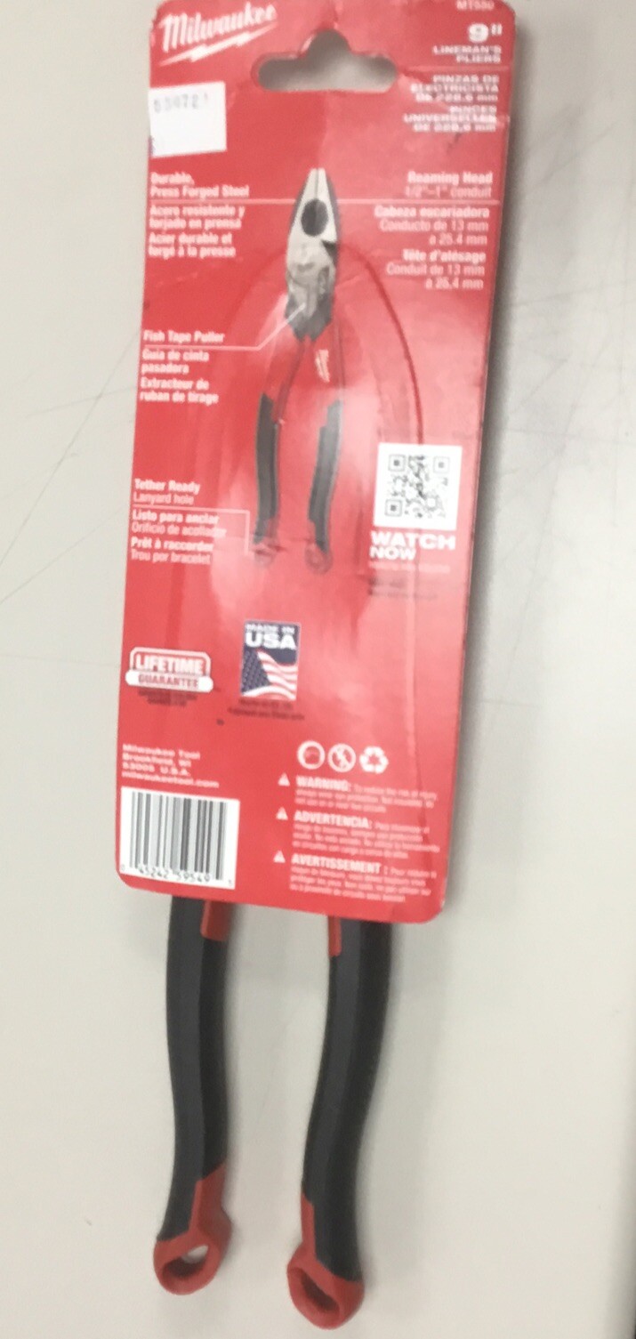 Milwaukee MT550 9" Lineman's Pliers with Fish Tape Puller and Comfort Grip