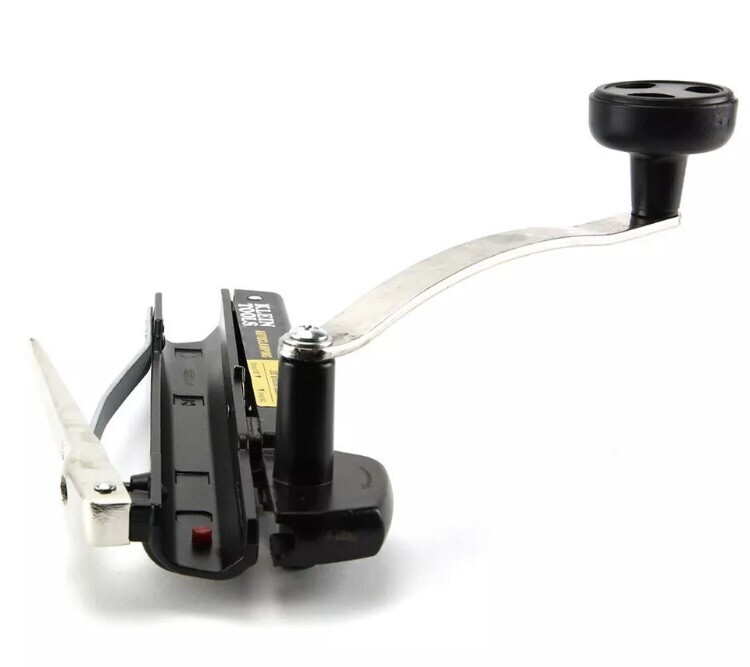 New!Klein Tools Armored and BX Cable Cutter Model 53725