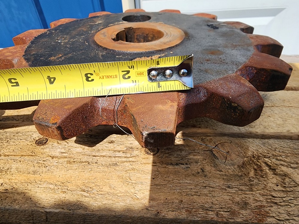 FOX 14T Sprocket 2-1/4" Bore