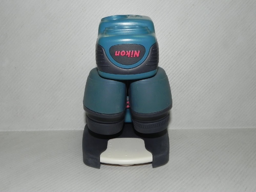 Nikon Nature Scope Fabre Portable Stereo Microscope USED