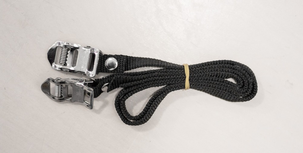 Wellgo Plastic Toe Clip and Strap