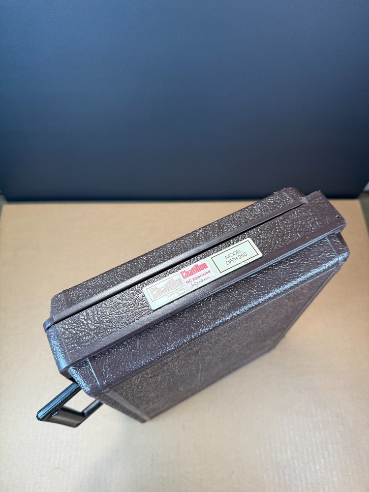 Vintage CHATILLON DPPH-250 Push Pull Force Gauge with Attachments and Case