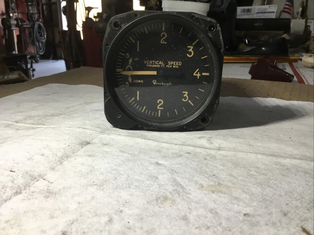 Beechcraft/Garwin Vertical Speed Indicator