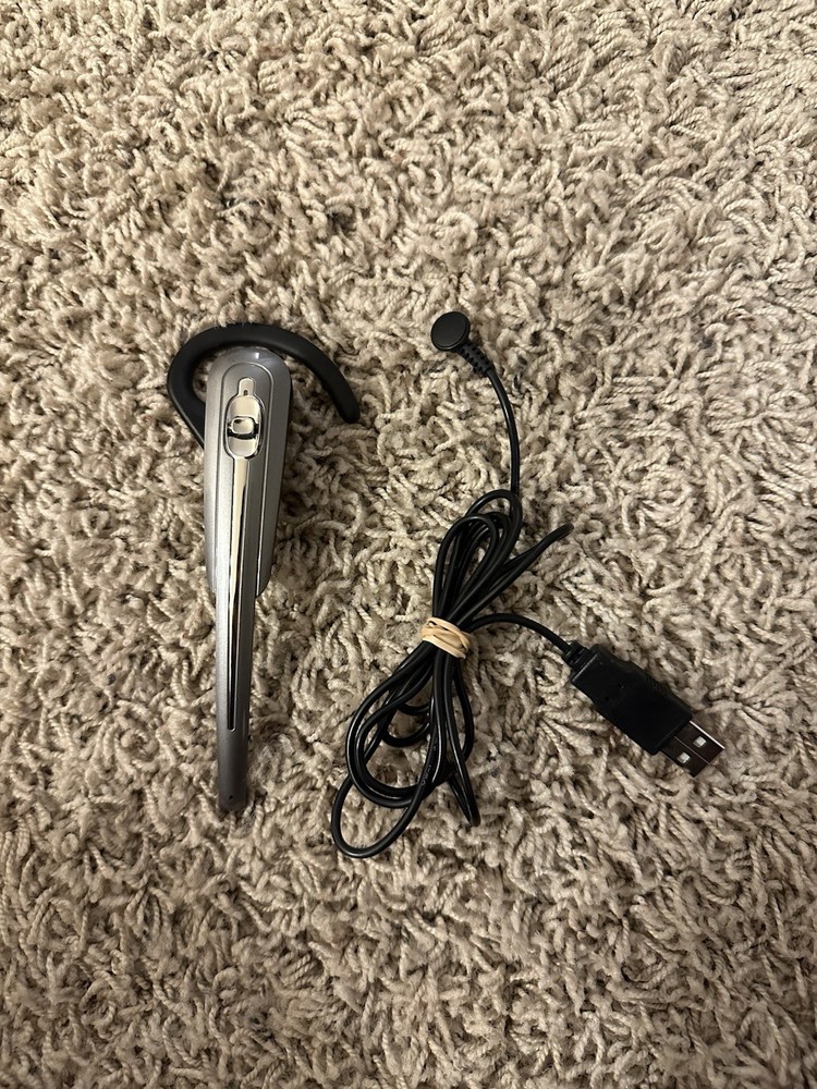 GENUINE Plantronics WH100B Wireless Bluetooth Headset Black With Charging Cord!