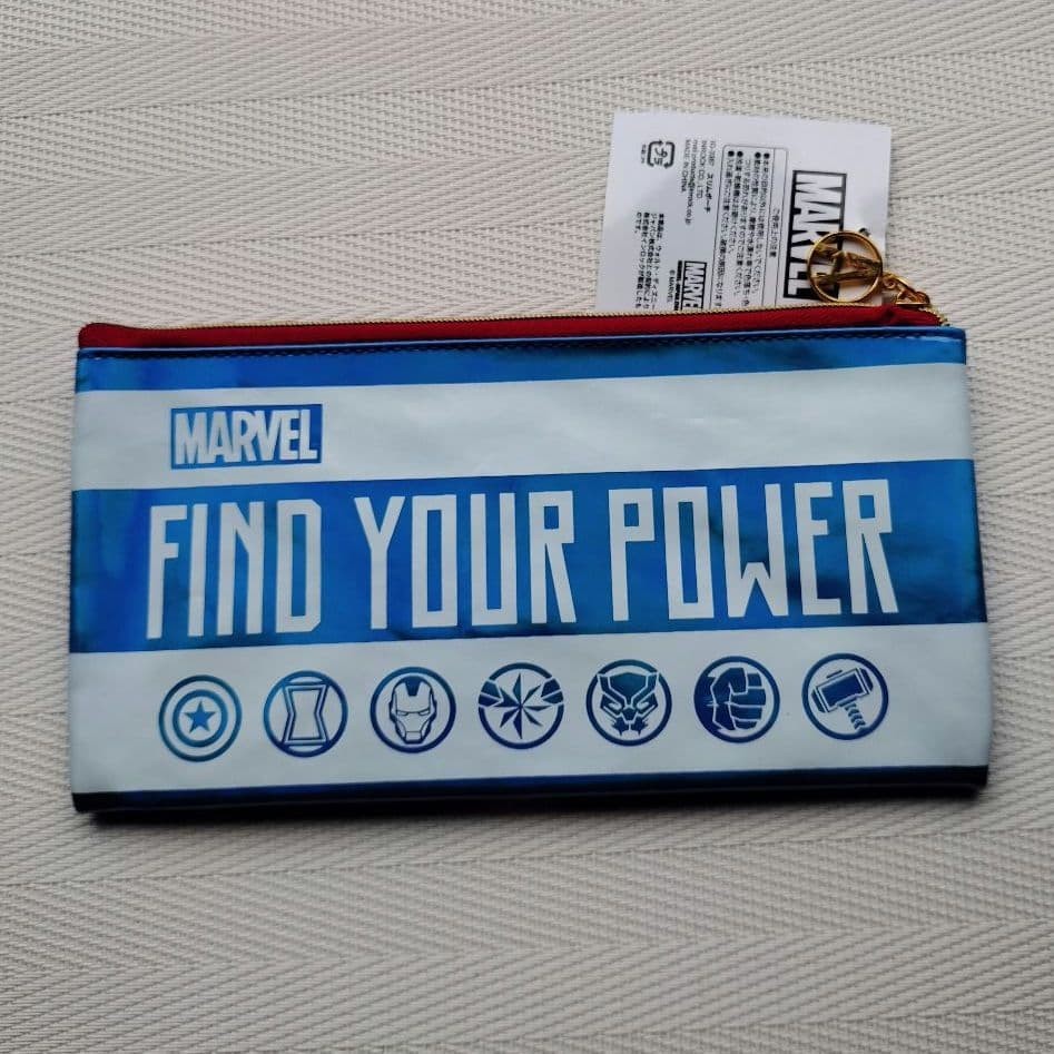 MARVEL SLIM POUCH AVENGERS