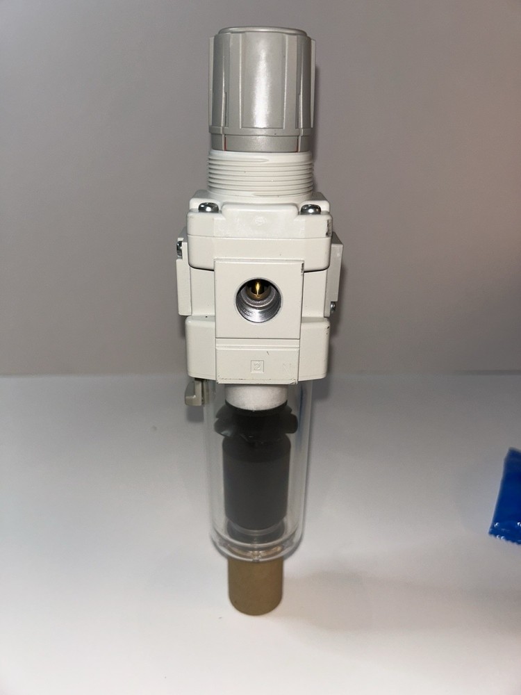 SMC AW30-N03DH-Z-B FILTER REGULATOR
