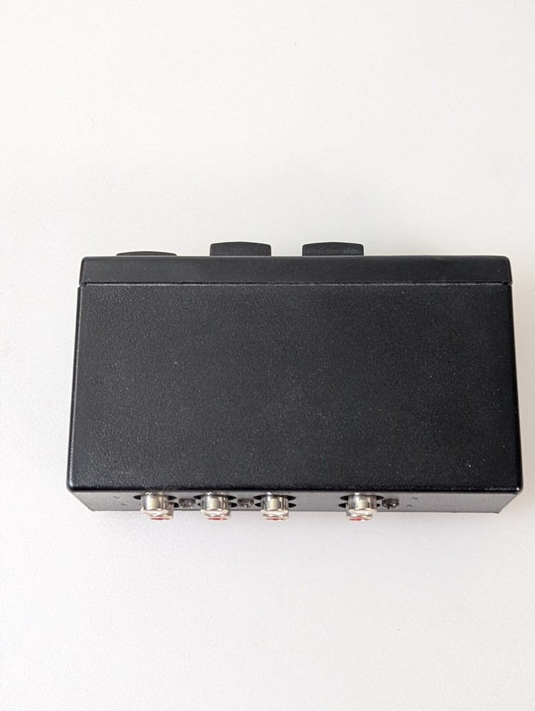 Radio Shack 3 Component Audio Source Control Center 42-2112