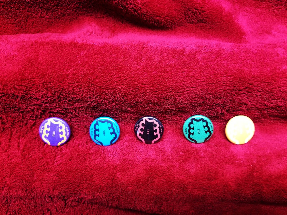 PRS Guitars 5 Button Set & Guitar Pendant/Charm