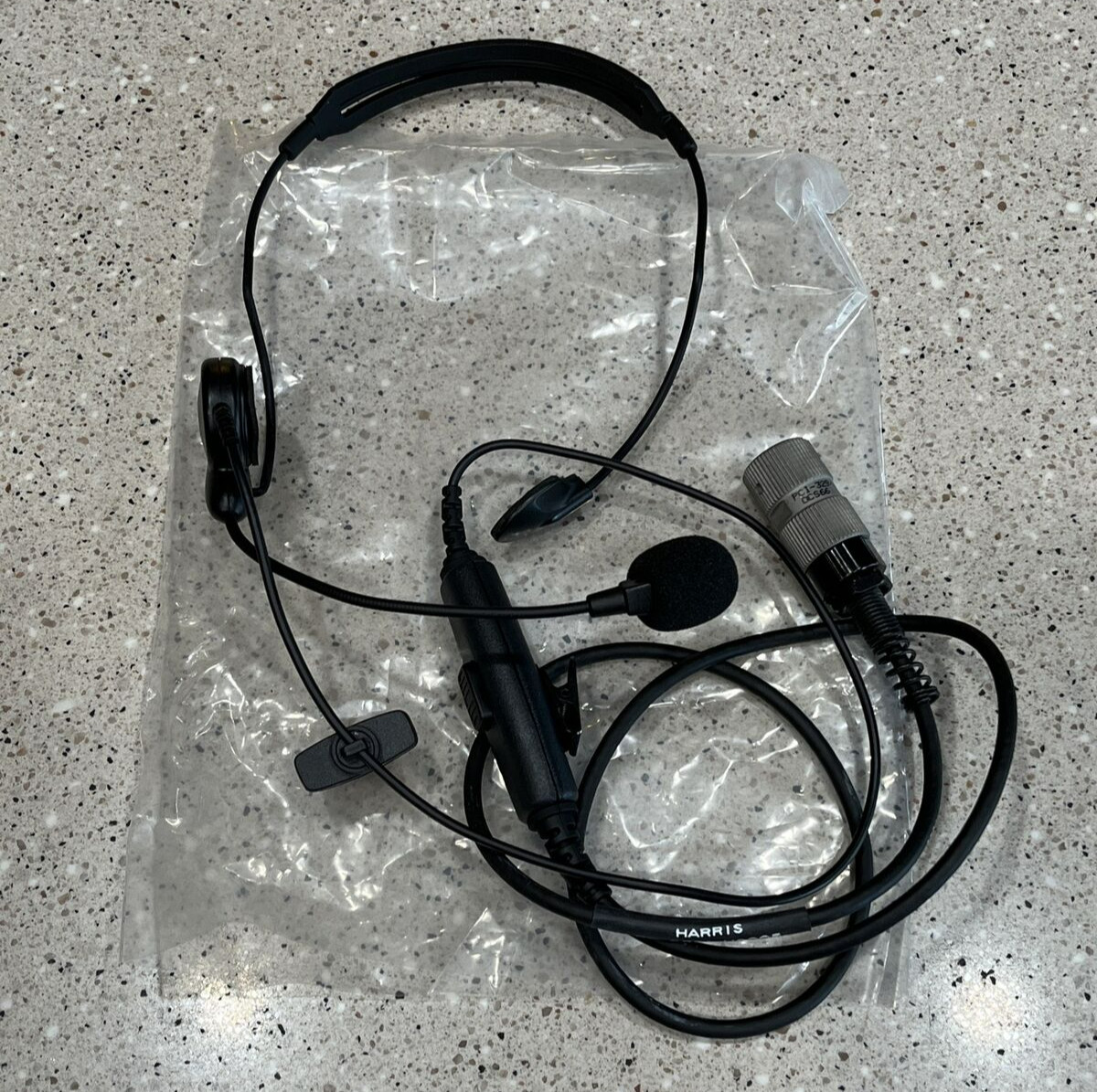 NEW Harris RF-5961-HS005 PTT Headset / Microphone W/ 6 PIN MIL SPEC CONNECTION