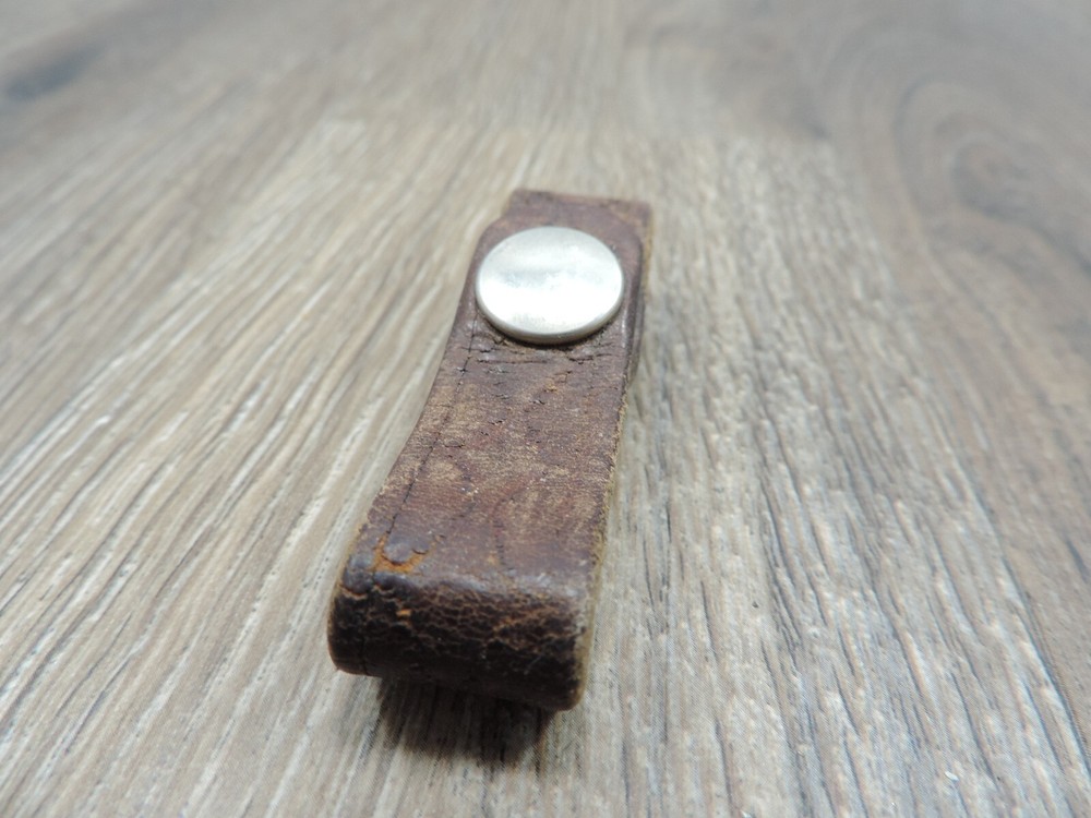 Brown Leather Tooled Duty Belt Retainer 2.25"
